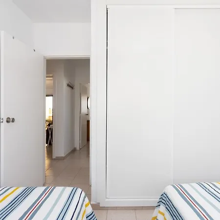 Apartman Frontline Playa Vistas With Pool, Parking, Sea