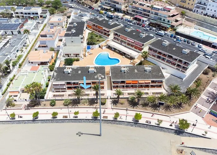 Frontline Playa Vistas With Pool, Parking, Sea