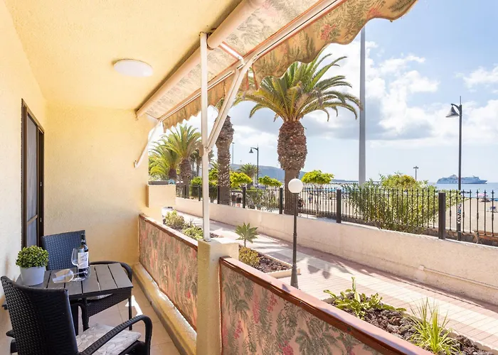 Frontline Playa Vistas With Pool, Parking, Sea Apartament Los Cristianos (Tenerife)