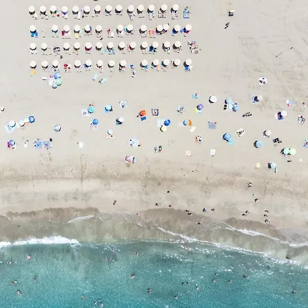 Frontline Playa Vistas With Pool, Parking, Sea Апартаменты Лос Кристианос