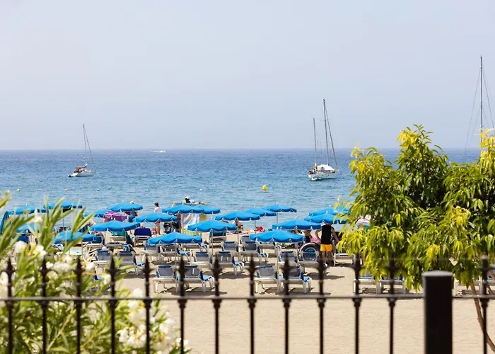 アパート Frontline Playa Vistas With Pool, Parking, Sea